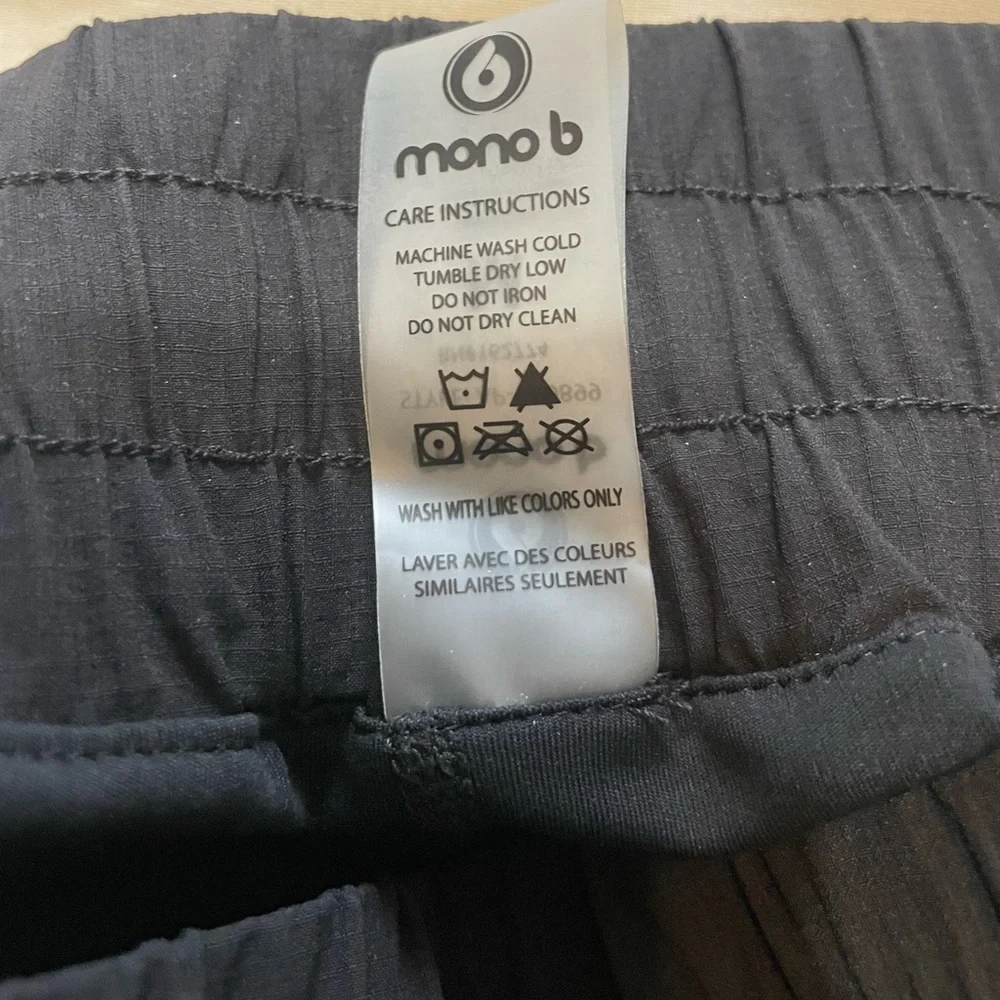 Black Cargo Skort—NWT - Picture 4 of 8